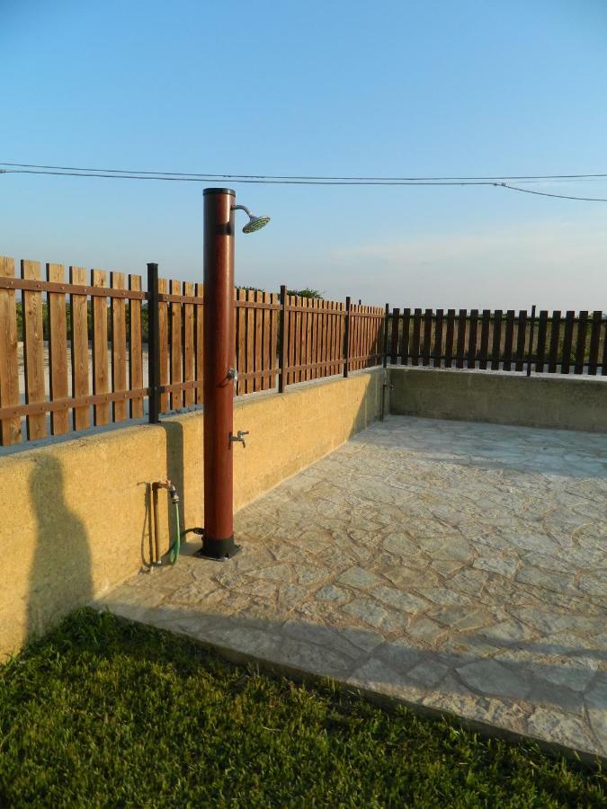הוילה בירג'י וקי Aquilone Garden מראה חיצוני תמונה
